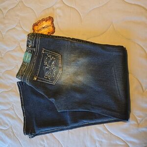 Trinity Ranch Bootcut Jeans.  Size 17 (35×35). New with tags.